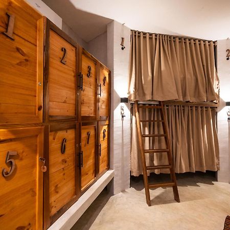 Leisy'S Garden Hostel & Rooms Samana Ngoại thất bức ảnh